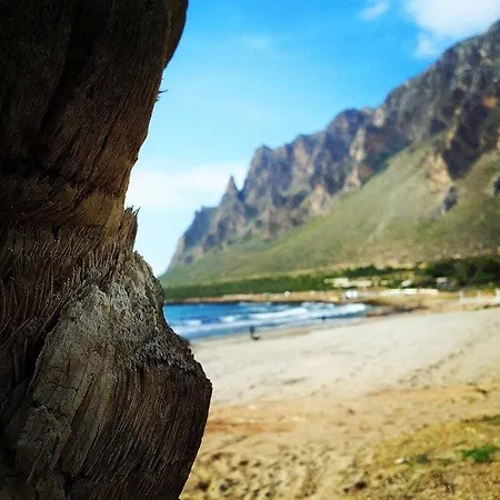 Il Mare Che Bacia La Spiaggia *